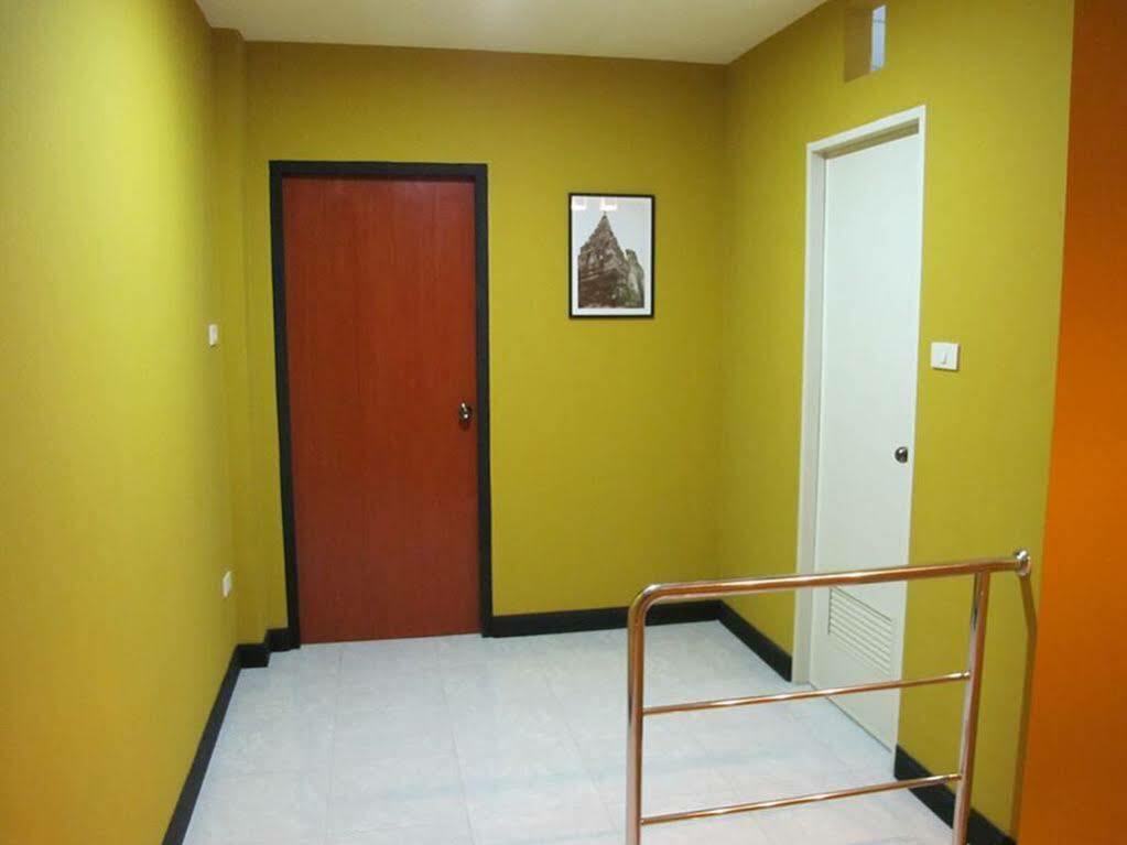 Why Not House Hostel Chiang Mai Exterior foto